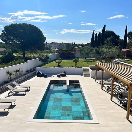 Olivea Luxury Suites Fažana Exteriör bild