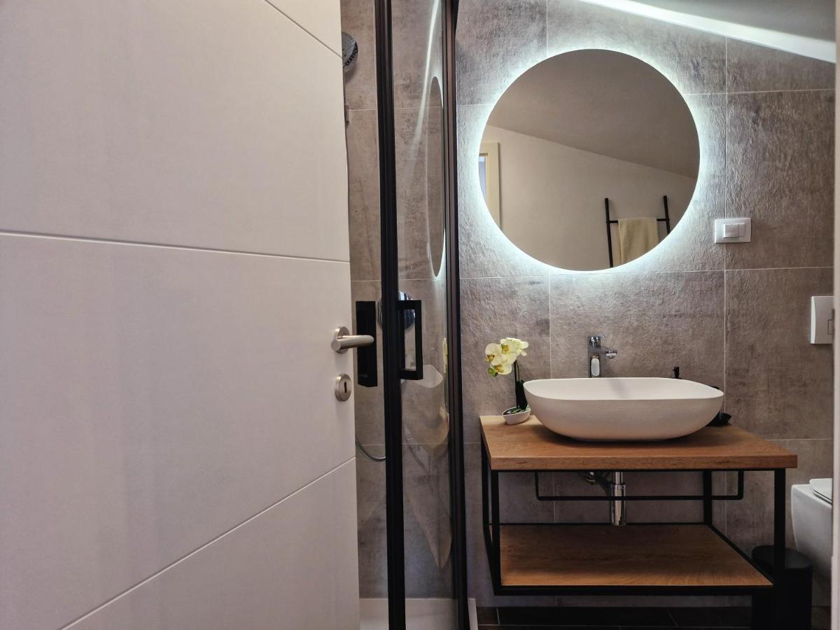 Olivea Luxury Suites Fažana Exteriör bild