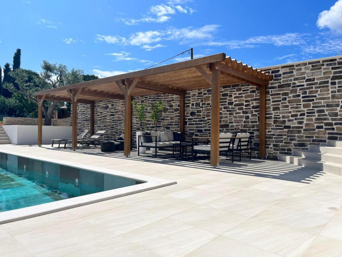 Olivea Luxury Suites Fažana Exteriör bild
